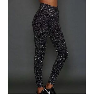 Noli Reflective Black and Silver Shimmer Dot Print Leggings